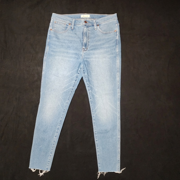 Madewell 10" High Rise Skinny Jeans Raw Hem - Picture 2 of 6